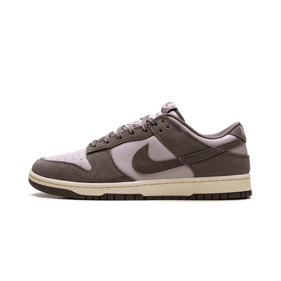 NIKE MENS Dunk Low SE "Platinum Violet" FQ8249 001 from Stadium Goods