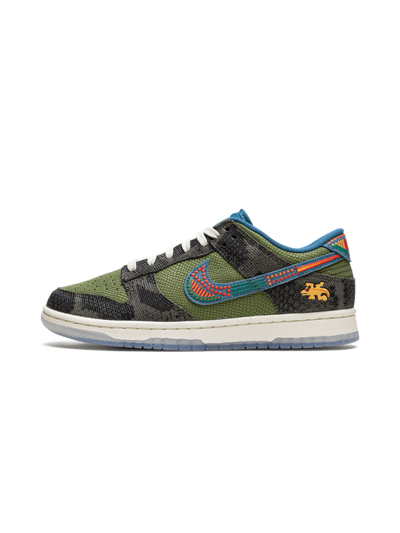 MENS Dunk Low "SiEMPRE Familia" DO2160 335 from Stadium Goods