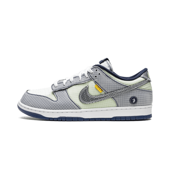 NIKE MENS Dunk Low "Union LA - Passport Pack - Pistachio" DJ9649 401 DJ9649 401 from Stadium Goods