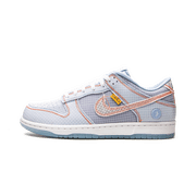 NIKE MENS Dunk Low "Union - Passport Pack - Hyper Royal" DJ9649 400 from Stadium Goods