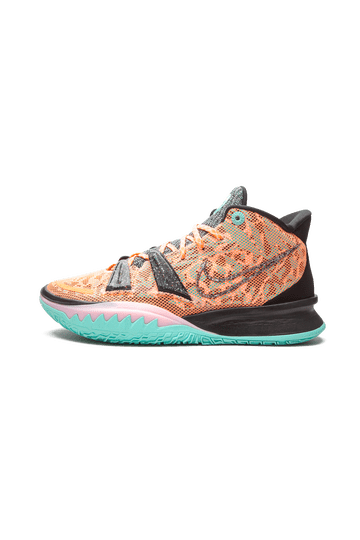 Kyrie Shoes display picture 2