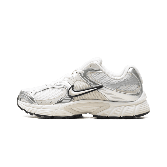 NIKE MENS V5 RNR "Light Orewood Brown" HQ7901 104 HQ7901 104 from Stadium Goods