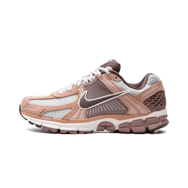 NIKE MENS Zoom Vomero 5 