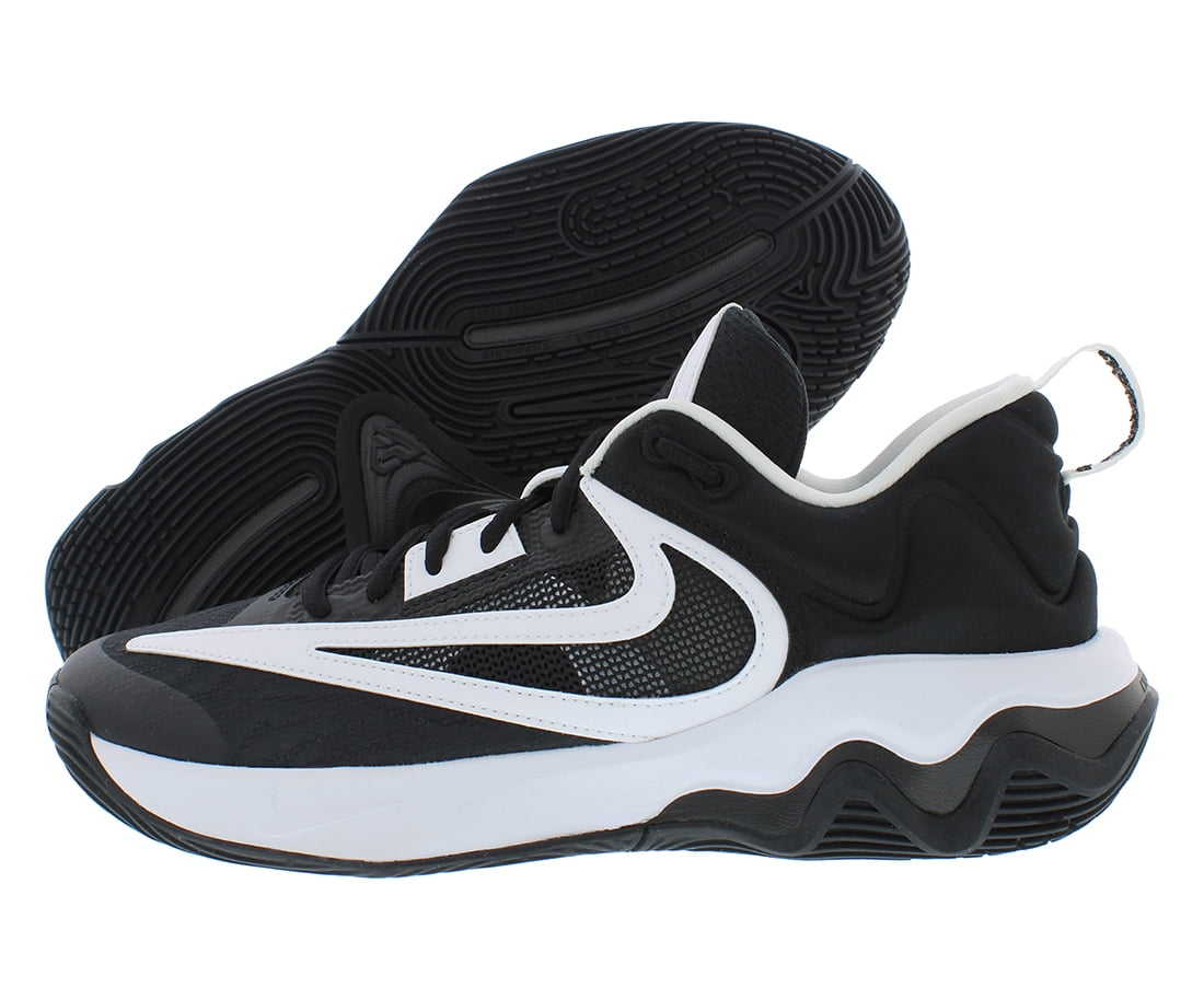 basketball black nike shoes