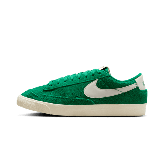 NIKE WOMENS Blazer Low '77 WMNS "Green" FQ8060-300 from Stadium Goods