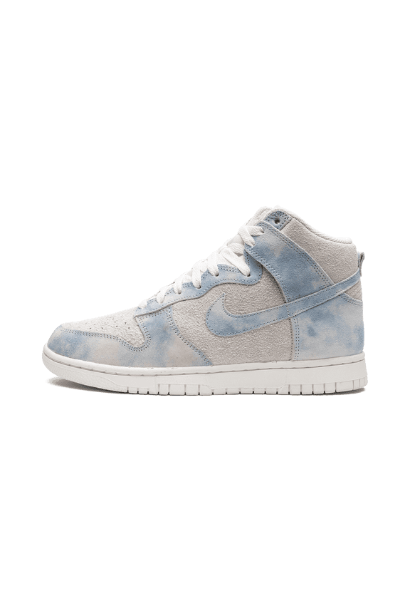 WOMENS DUNK HIGH MNS Womens "Clouds" FD0882 400 FD0882 400 from Stadium Goods