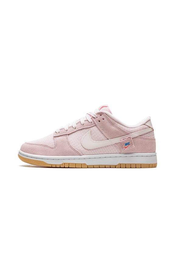 WOMENS DUNK LO SE MNS Womens "Teddy Bear" DZ5318 640 DZ5318 640 from Stadium Goods