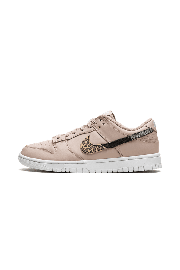 WOMENS DUNK LO SE MNS Womens "Primal Pink" DD7099 200 DD7099 200 from Stadium Goods