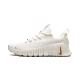 thumbnail image 1 of NIKE WOMENS Free Metcon 6 WMNS "Pale Ivory / Guava Ice / Sail / Metallic Red Bronze" FJ7126 100 from Stadium Goods, 1 of 8