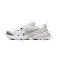 thumbnail image 1 of NIKE WOMENS Wmns V2K Run "V2K" FD0736 104 FD0736 104 from Stadium Goods, 1 of 8
