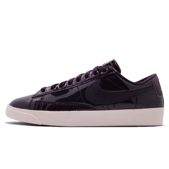 NIKE Women's Blazer Low SE PRM Casual Shoe