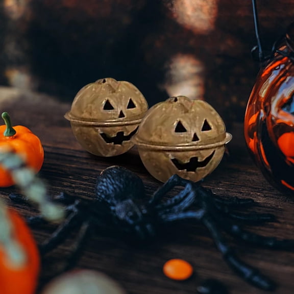 NIUBWJL Pack of 50 Jack O' Lantern Halloween Rusted Metal Jingle Bells - Rusty Tin Pumpkin Mini Sleigh Bells - Fall Halloween Decorations