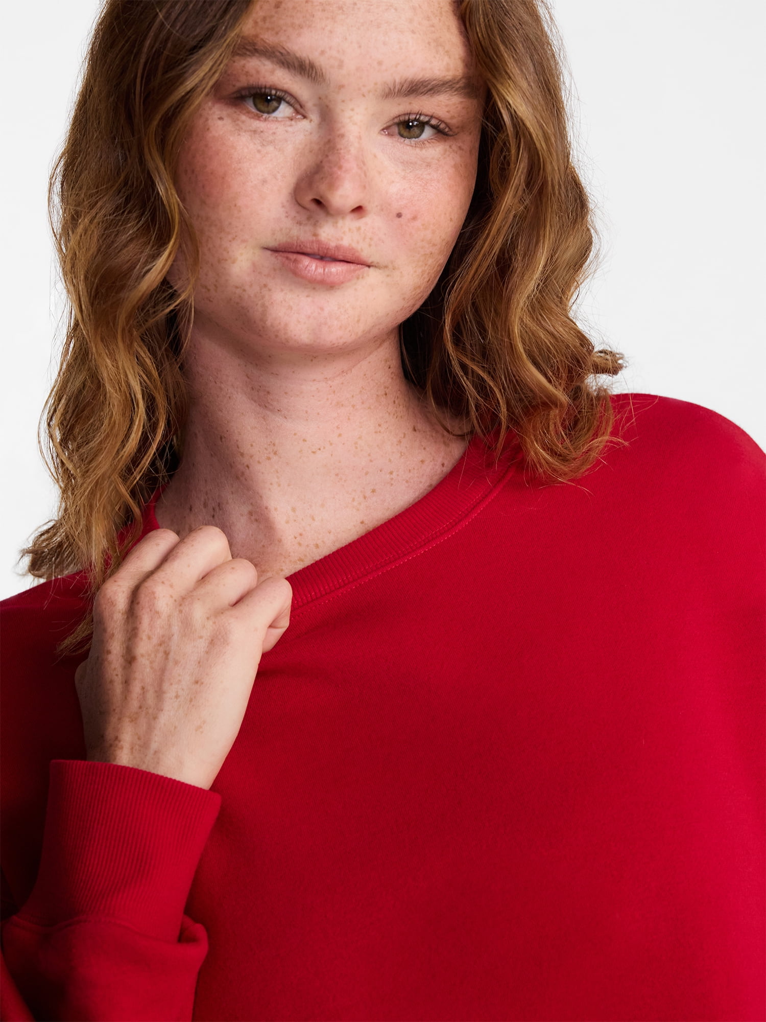No Boundaries Oversized Fleece Sweatshirt with Long Sleeves, Women's Sizes XXS-4X