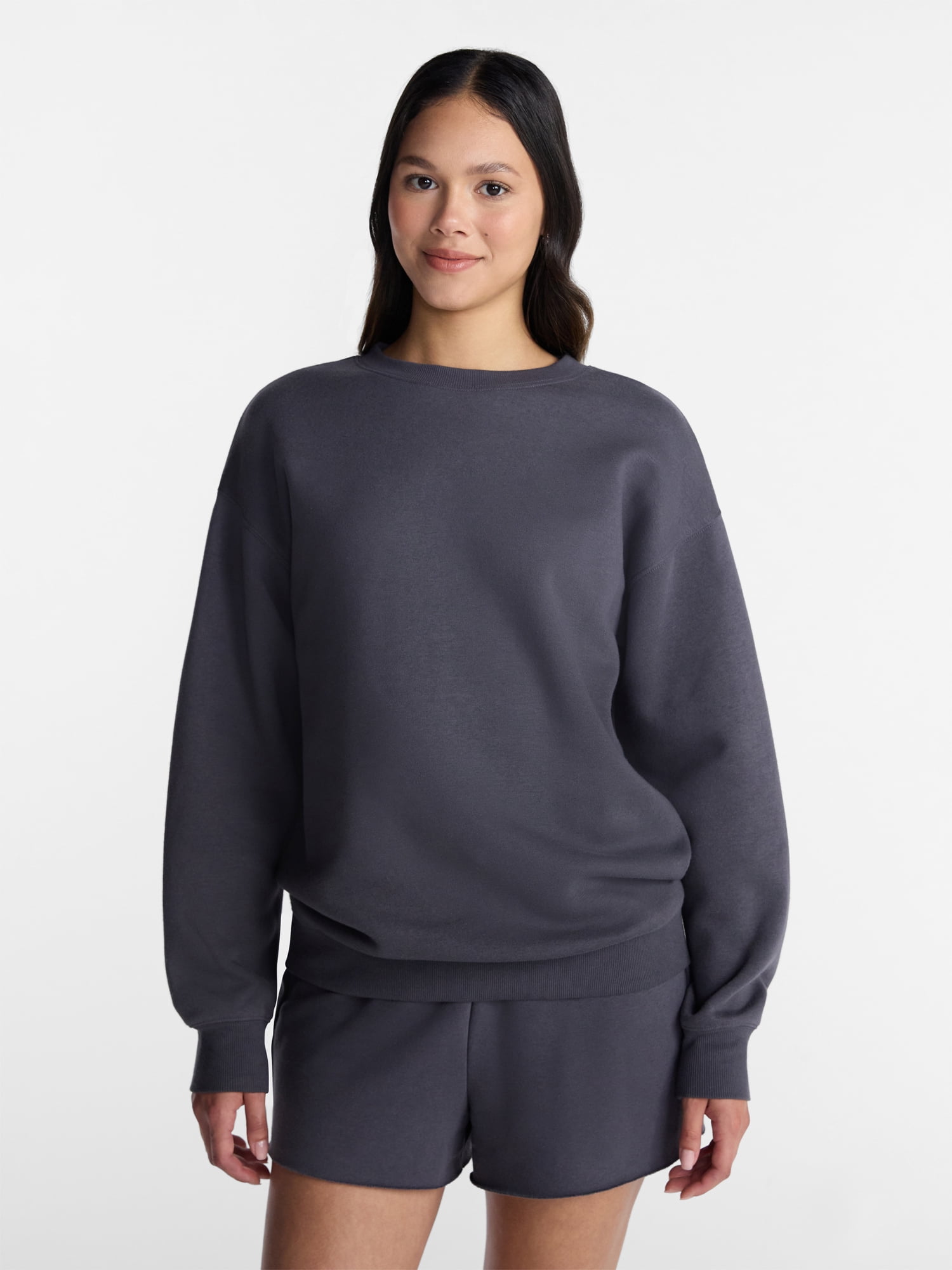 No Boundaries Oversized Fleece Sweatshirt with Long Sleeves, Women's Sizes XXS-4X