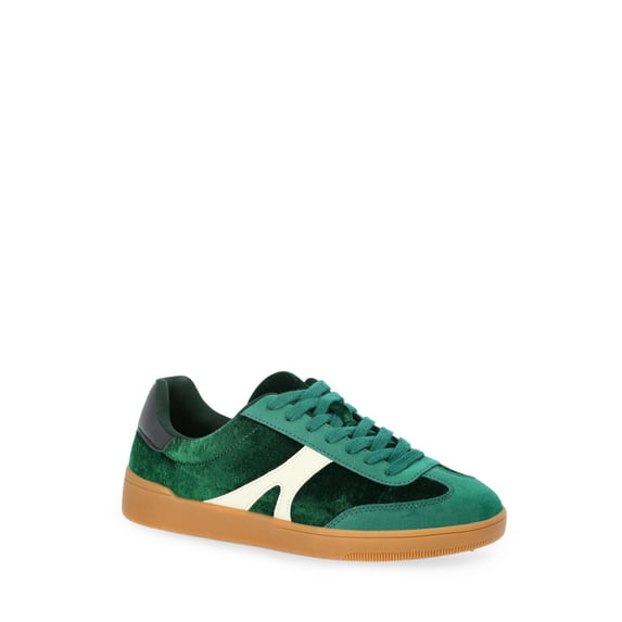 No Boundaries Women's Velvet Lace-Up Gum Sole Sneaker