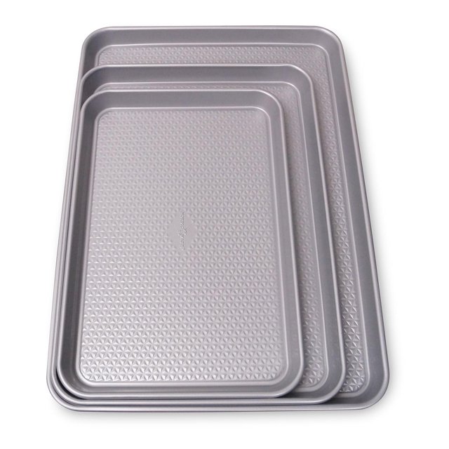 NORDIC WARE 980153147 3Piece Nonstick Baking Sheet Pan Set in Silver