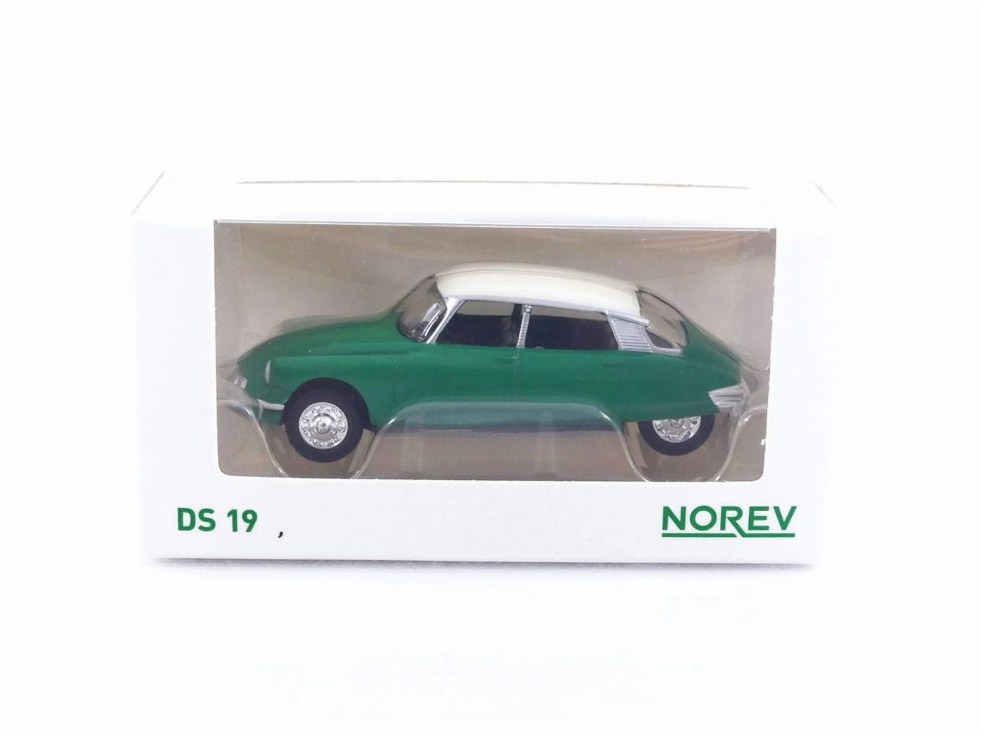 Norev NV181741 1:18 Citroen DS 19 Le Dandy 1964-Beige Norev NV181741 1:18 Citroen DS 19 Le Dandy 1964-Beige