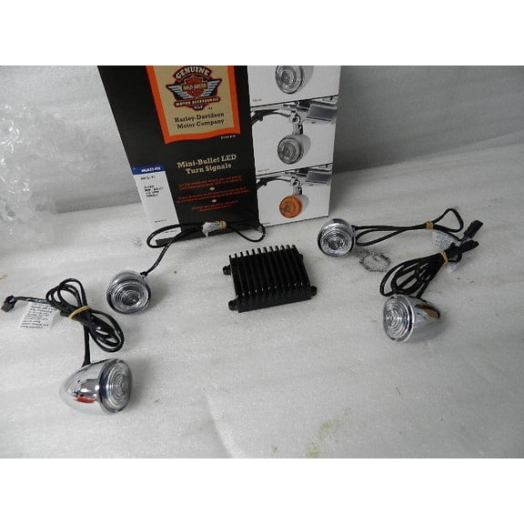 NOS NEW OEM HARLEY LED CLEAR MINI BULLET TURN SIGNAL KIT 69476-07