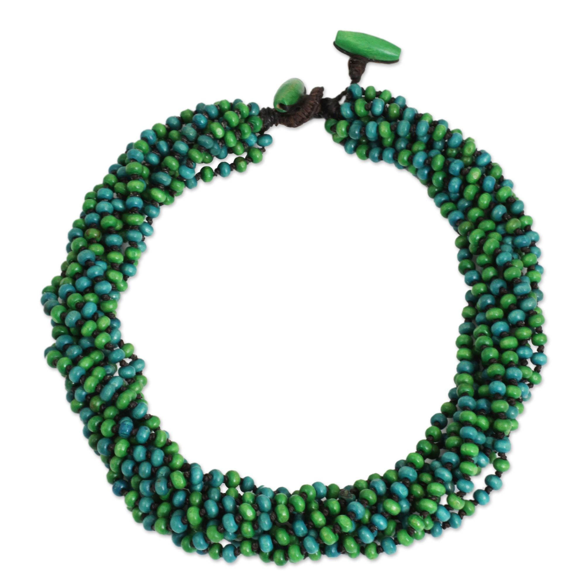 Collana Artigianale NOVICA 'Songkran Belle' – 10 Fili Di Perline Di Legno Multicolori – Fatte A Mano In Thailandia