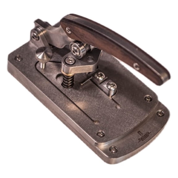 NT32 Switch Ear Punch Pull Rod Quick-release Ear Stainless Steel Strap Punch ,Easy to Use