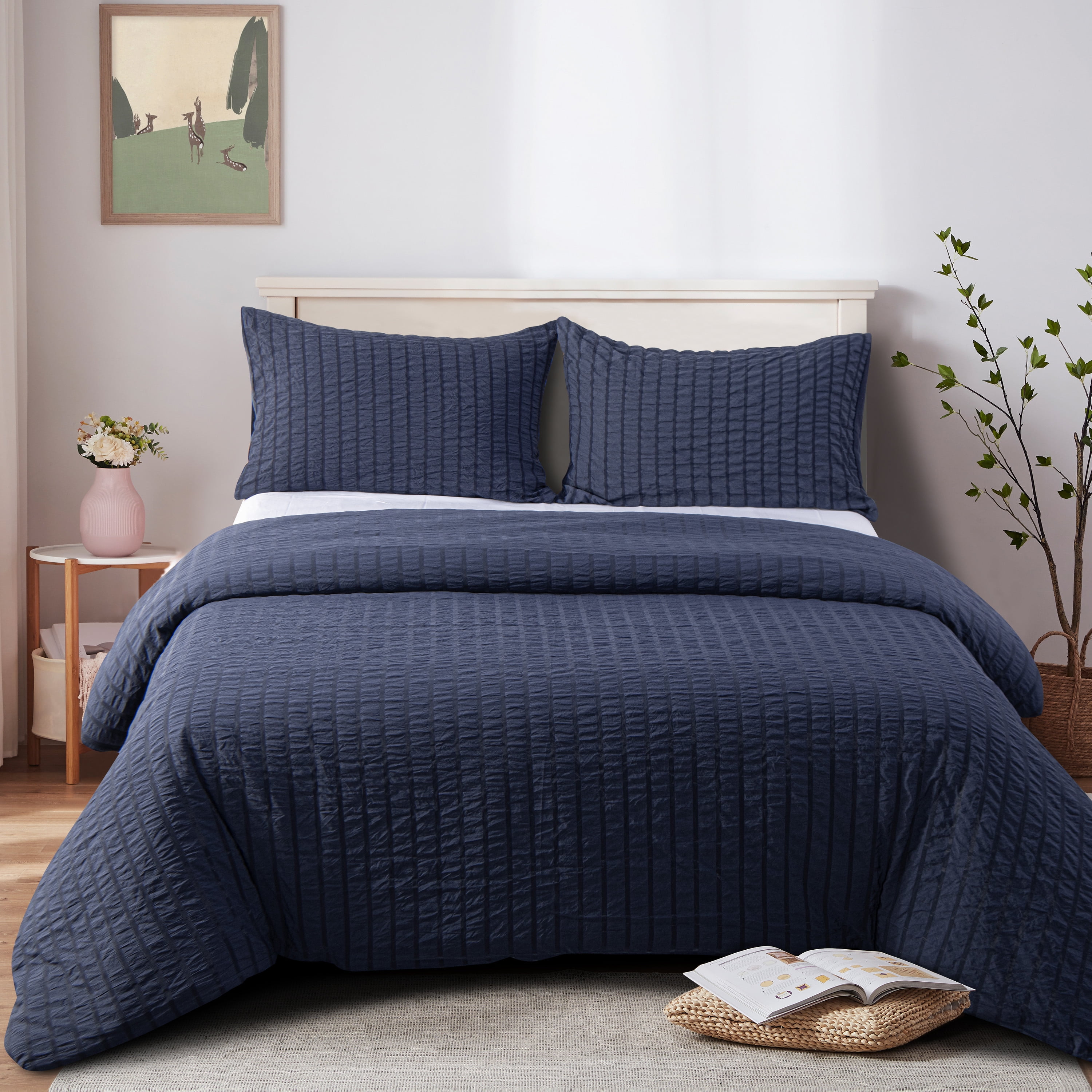 NTBAY 2 Piece Twin Textured Seersucker Duvet Cover Set with Hidden Zipper  Closure and Corner Ties, Breathable and Ultra Soft, Navy Blue 