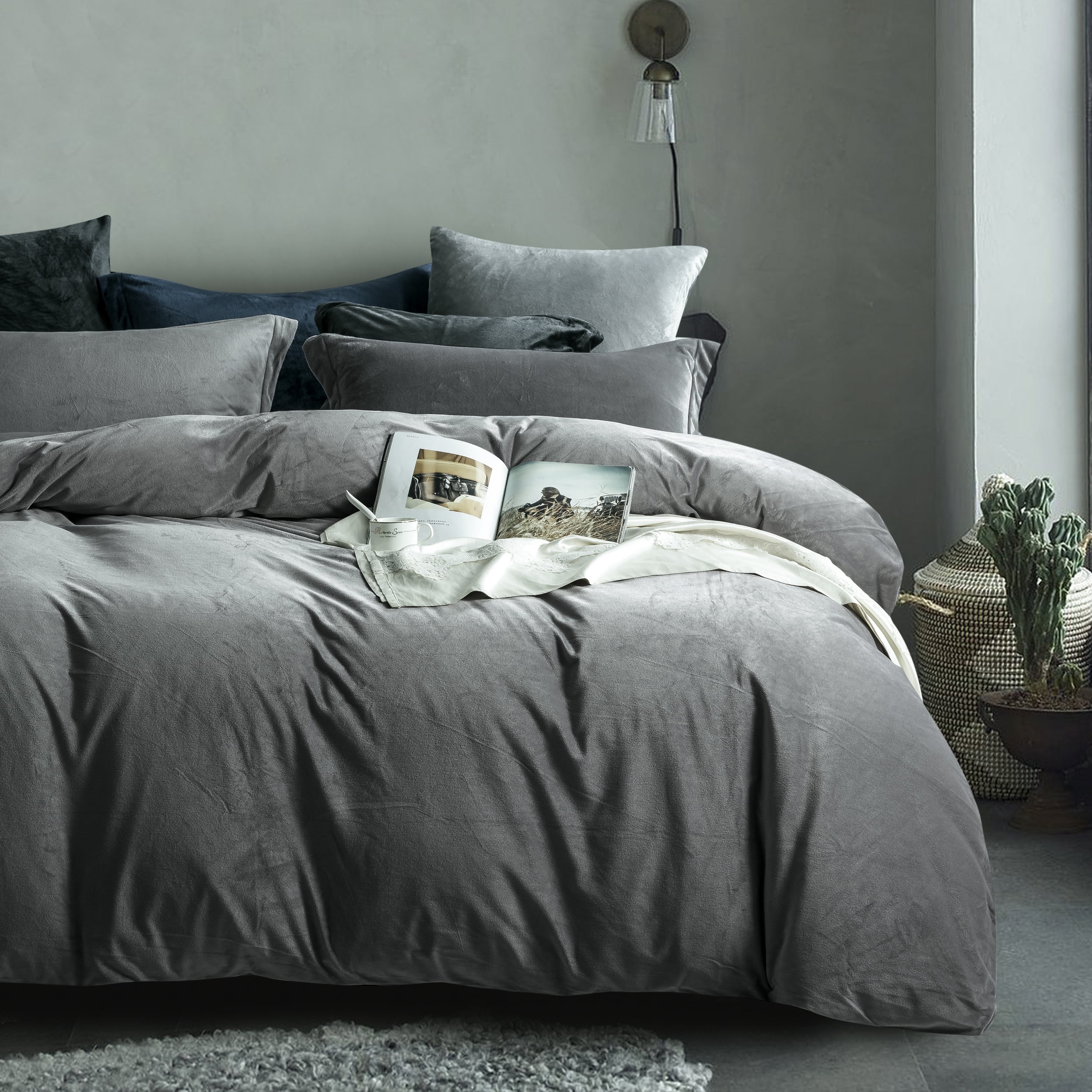 NTBAY Velvet King Duvet Cover Set - 3 Piece Zippered Flannel Comforter Cover, Purple