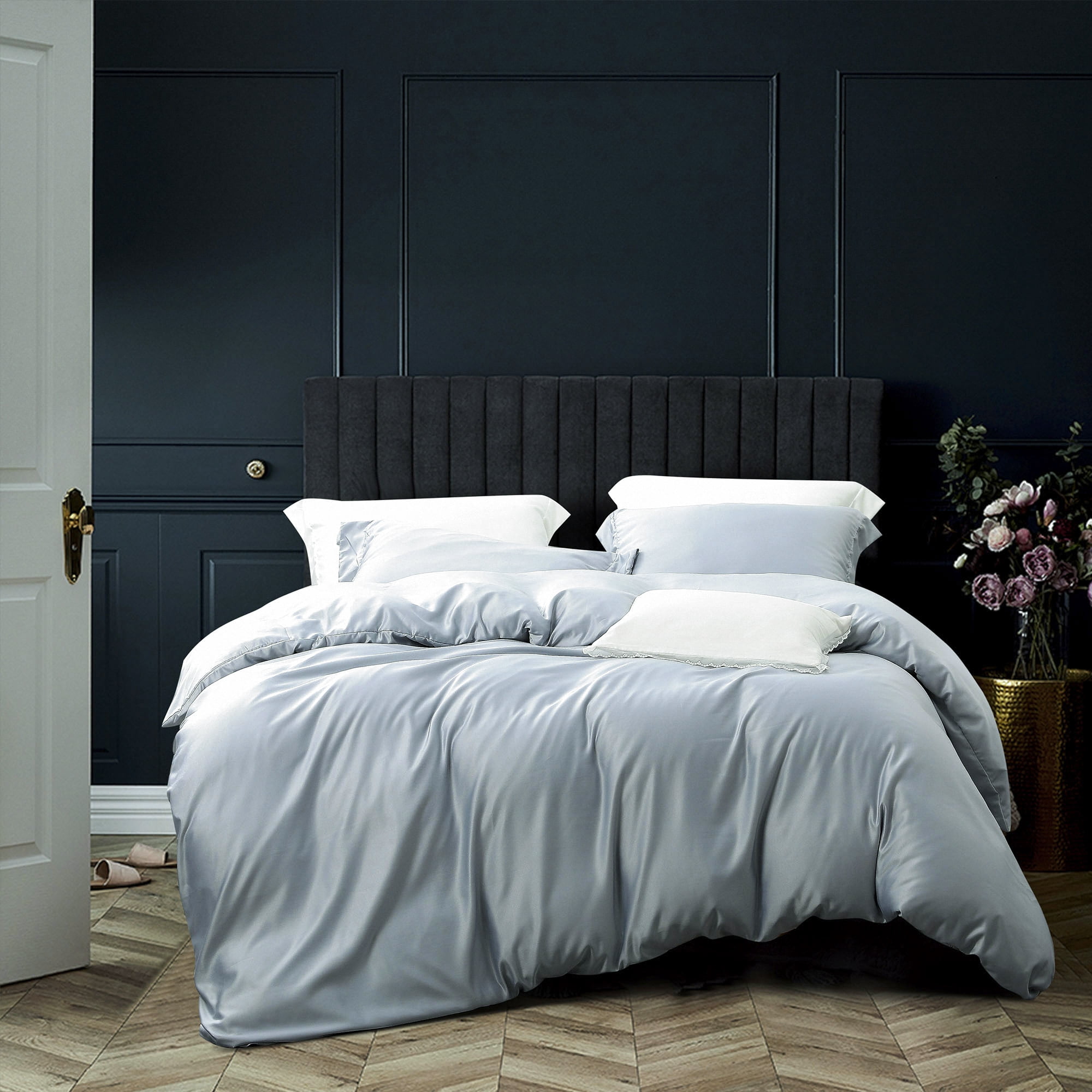 NTBAY 3 Pieces Satin King Duvet Cover Set, Ultra Luxury and Soft with