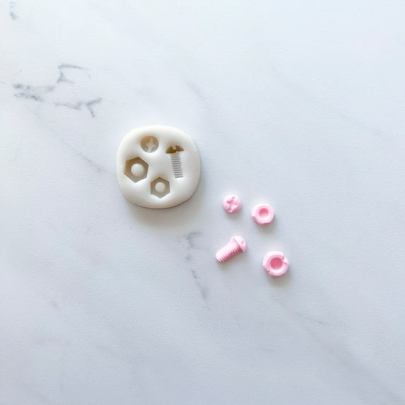 NUTS WITH SCREWS BAKING MOLD FOR CUPCAKES, CAKEPOPS, CHOCOLATE STRAWBERRIES, PRETZELS & RICE KRISPIES