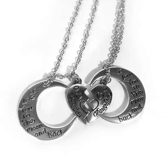 NUZYZ 2Pcs/Set Necklaces "I Love You to The Moon And Back" carving Mother Daughter Heart Necklace Pendant Gift