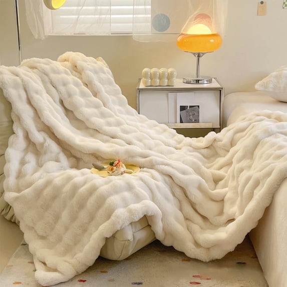 NWOKYZGH 39x59 Inches Ultra-Soft Fuzzy Faux Fur Plush Throw Blanket - Thick, Warm Sherpa for Couch, Sofa, Bedroom, Camping - Decorative Blanket for Cozy Warmth, Bubble