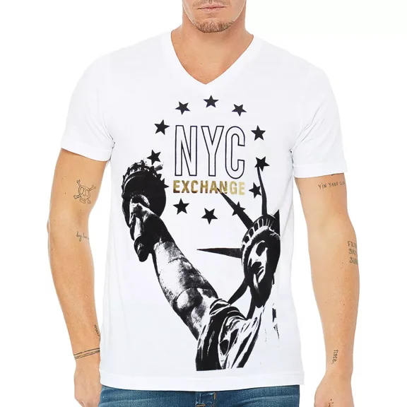 NWT Statue of Liberty 4th of July New York City Men's White V-Neck Short Sleeve T-Shirt
