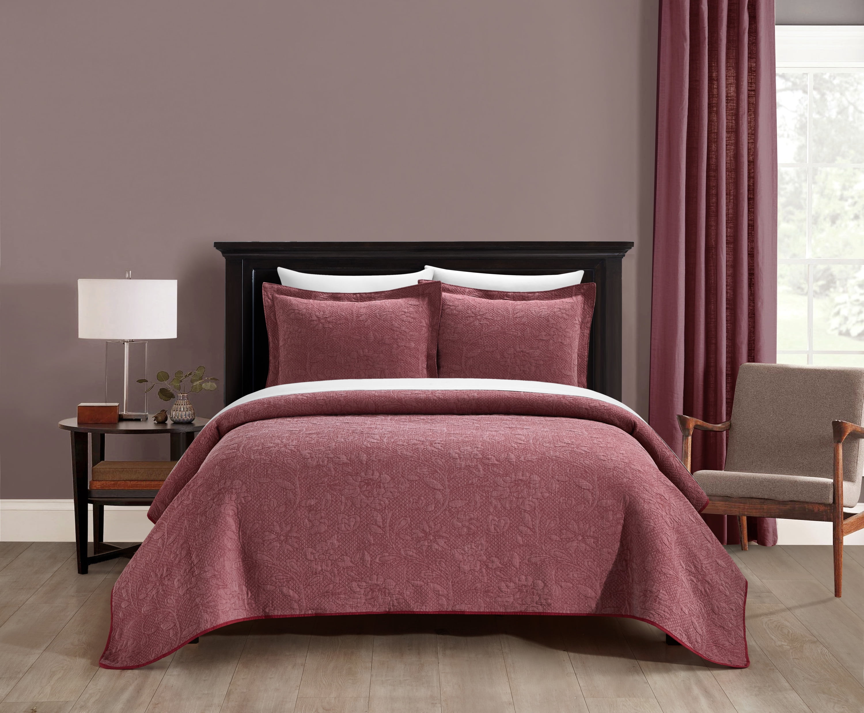Wine Queen Microfiber Floral Quilt Set with Shams