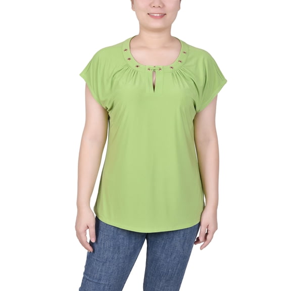 NY Collection Women's Petite Short Extended-Sleeve Grommet Neck Knit Top