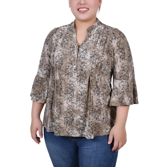 NY Collection Women's Plus Size 3/4 Bell Sleeve Pleat Front Y Neck Top