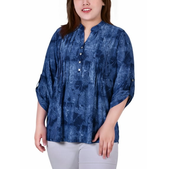 NY Collection Women's Plus Size 3/4 Sleeve Roll Tab Y Neck Top