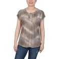 thumbnail image 1 of NY Collection Womens Petites Printed Crewneck Blouse, 1 of 2