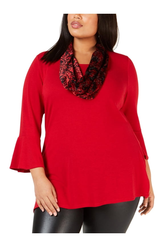 Womens Plus Split Hem Scoop Neck Pullover Top