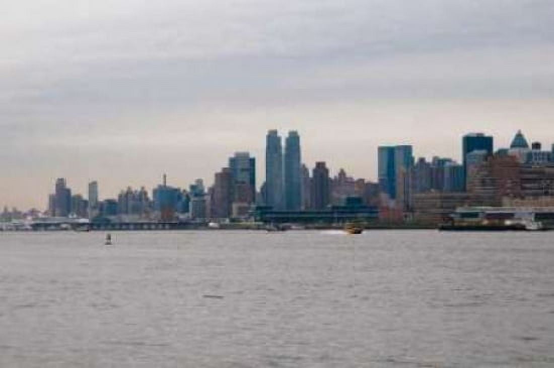 NYC Skyline II Canvas Art - Erin Berzel (20 x 28)