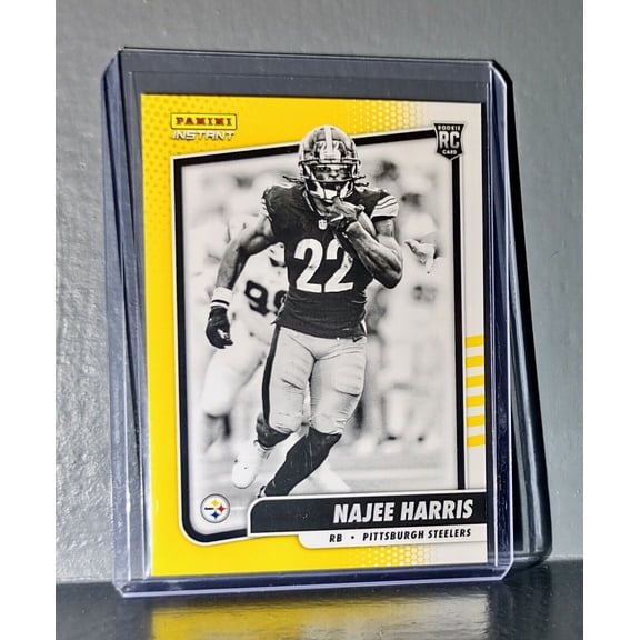 Najee Harris 2021 Panini NFL Black and White Rookies #11 Card 1/2728
