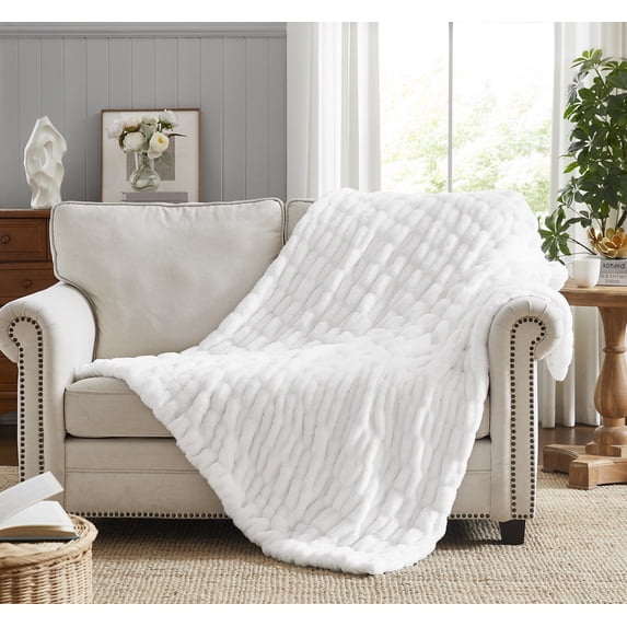 Nanshing Allea Plush Throw Blanket, White, 50" x 60"