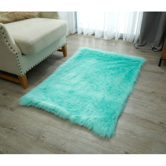 Nanshing Angel Sheepskin Faux Fur Shaggy Accent Rug, Mint, 30" x 46"