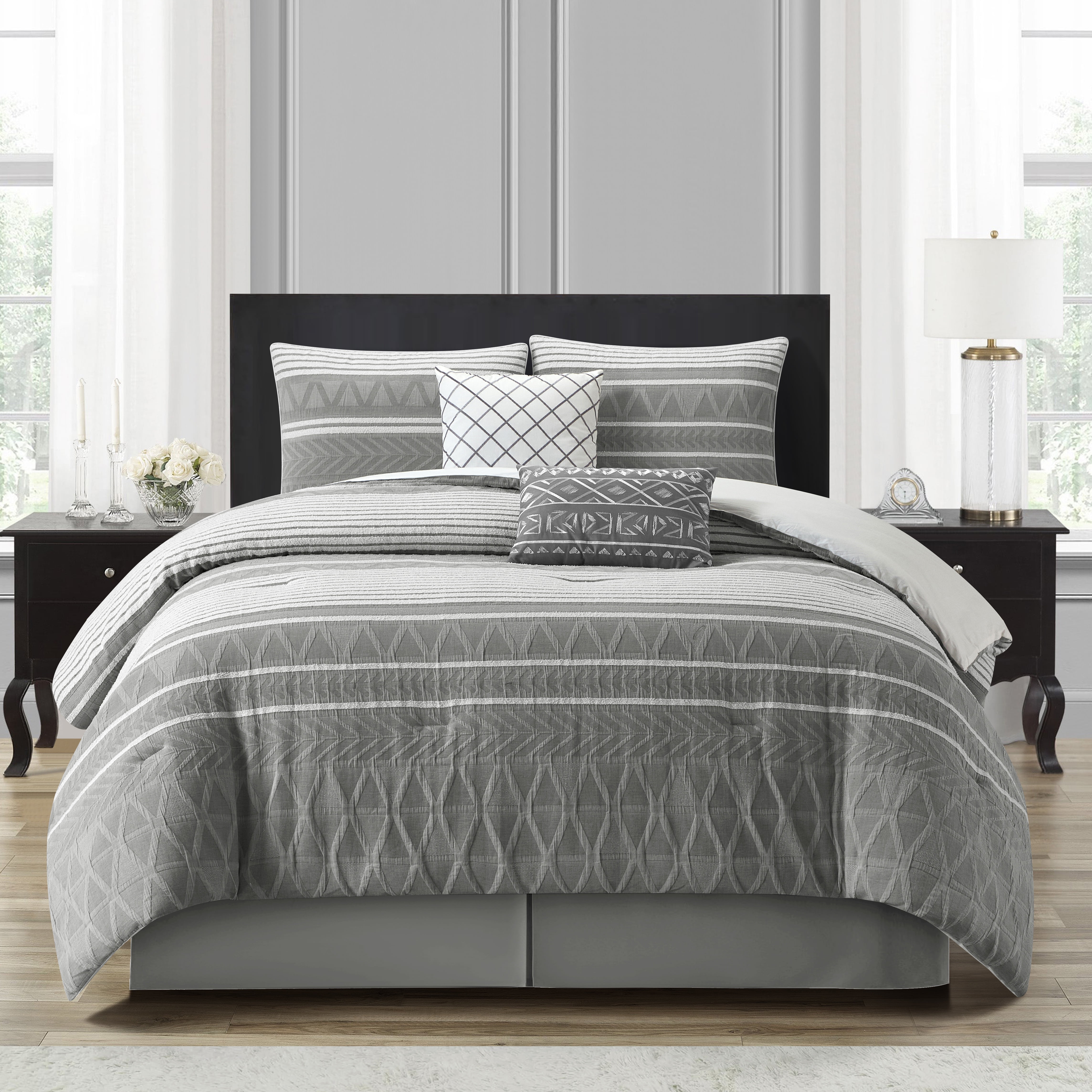 Nanshing Cleluya 6 Piece Striped, Geometric Comforter Set , Grey