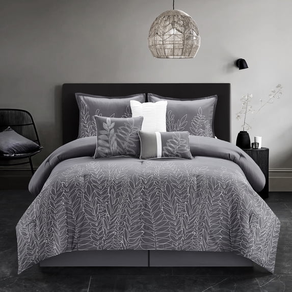 Nanshing Hailey 7-Piece Embellished Comforter Set Queen