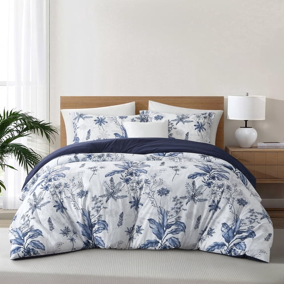 Nanshing Home 3 Piece Queen Comforter Set, White Blue Botanical Floral Bedding, Soft Microfiber Comforter with Pillow Shams, Lightweight All Season Modern Woodland Bedspread