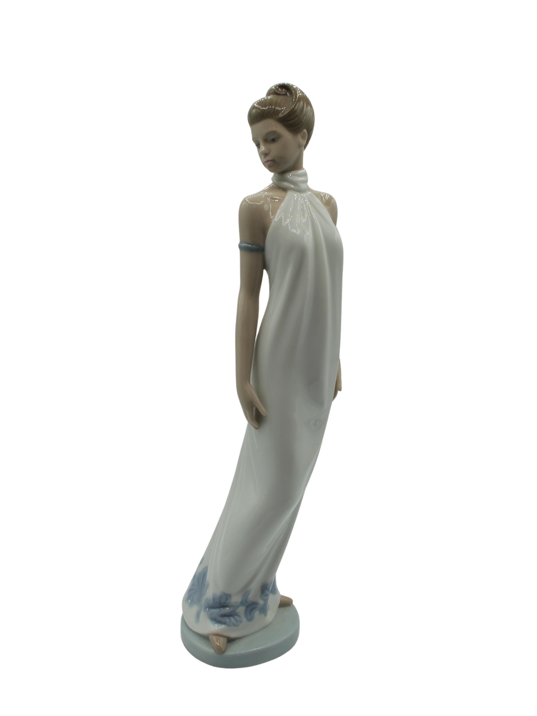 Nao by Lladro Figurine: 1205 Elegance | New in Box - Walmart.com