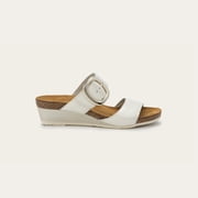 Naot Magic Ivory Crinkle Patent 104123-HAR 40M