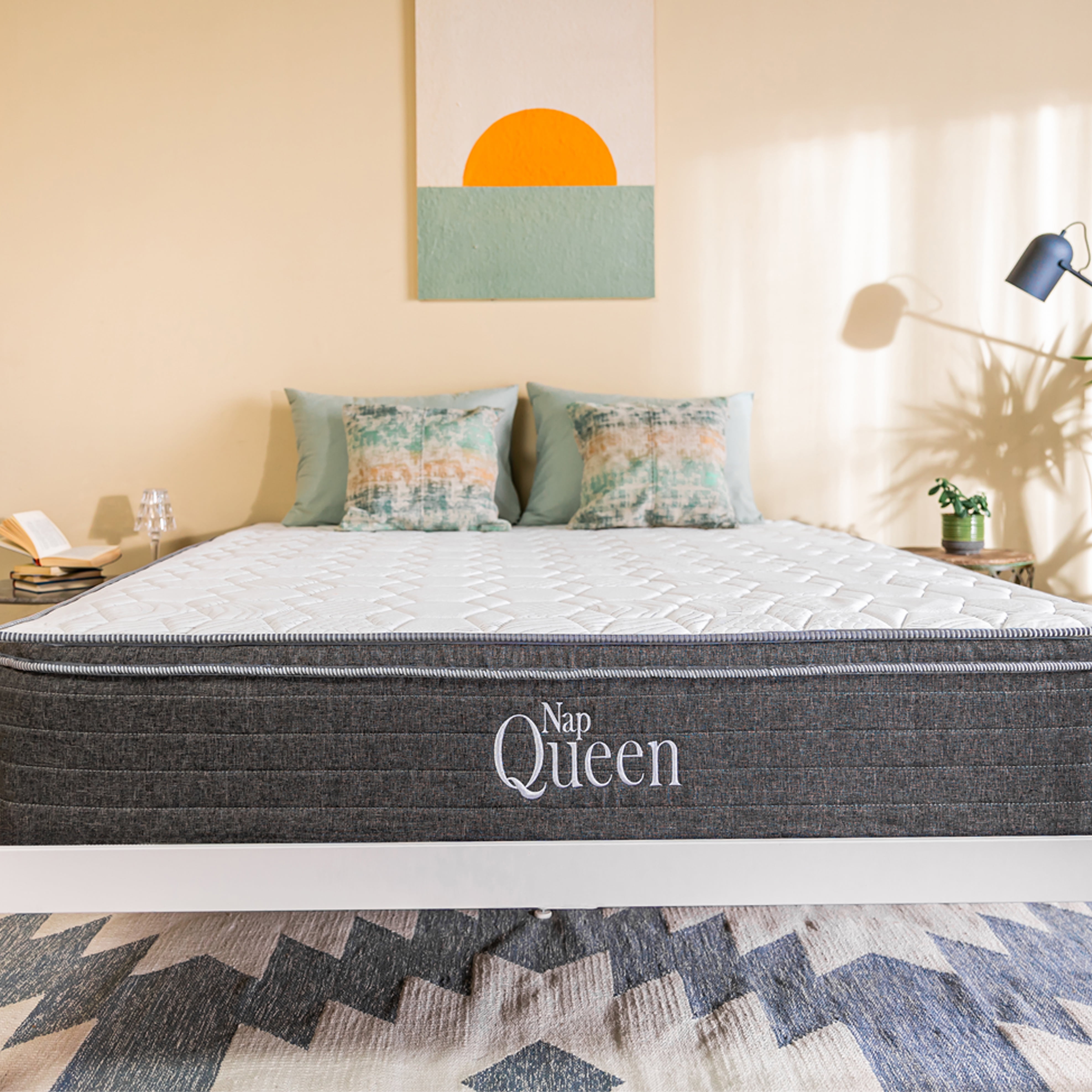 NapQueen Victoria 8" Hybrid Mattress, Queen
