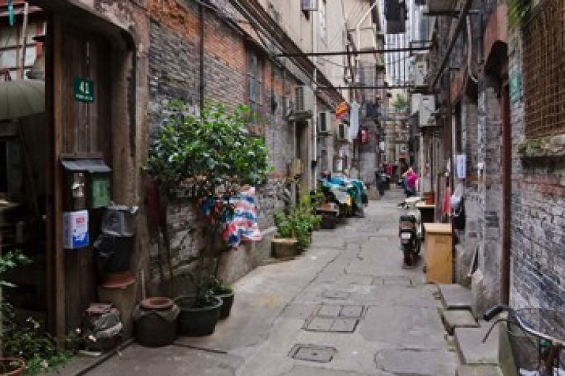 Narrow lanes in traditional residence Shanghai China Canvas Art - Keren Su DanitaDelimont (38 x 25)