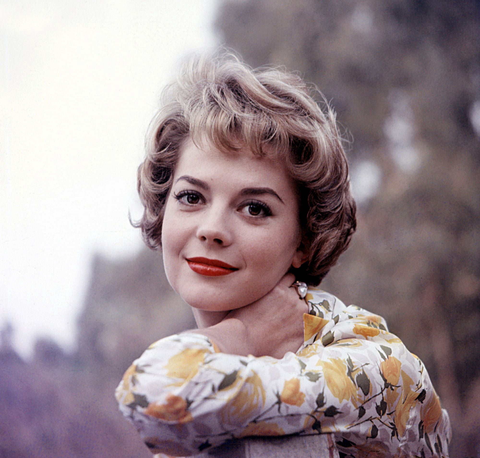 Natalie Wood Canvas Art - (20 x 16)