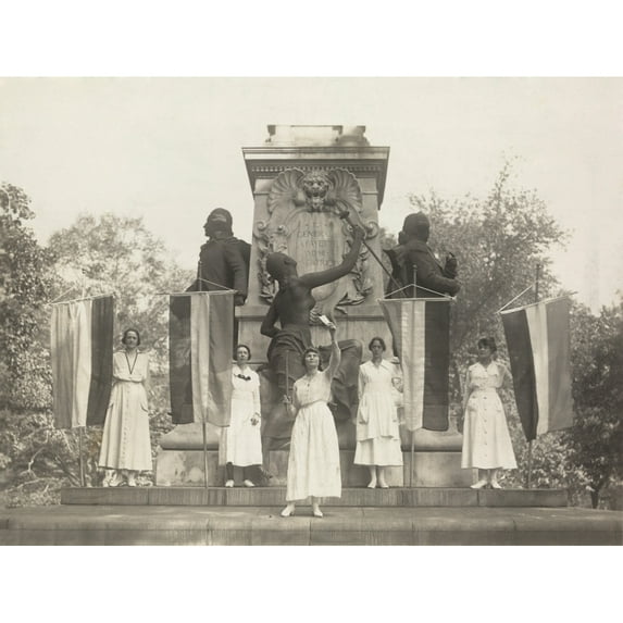 National Woman'S Party Suffrage Protestor History (36 x 24)